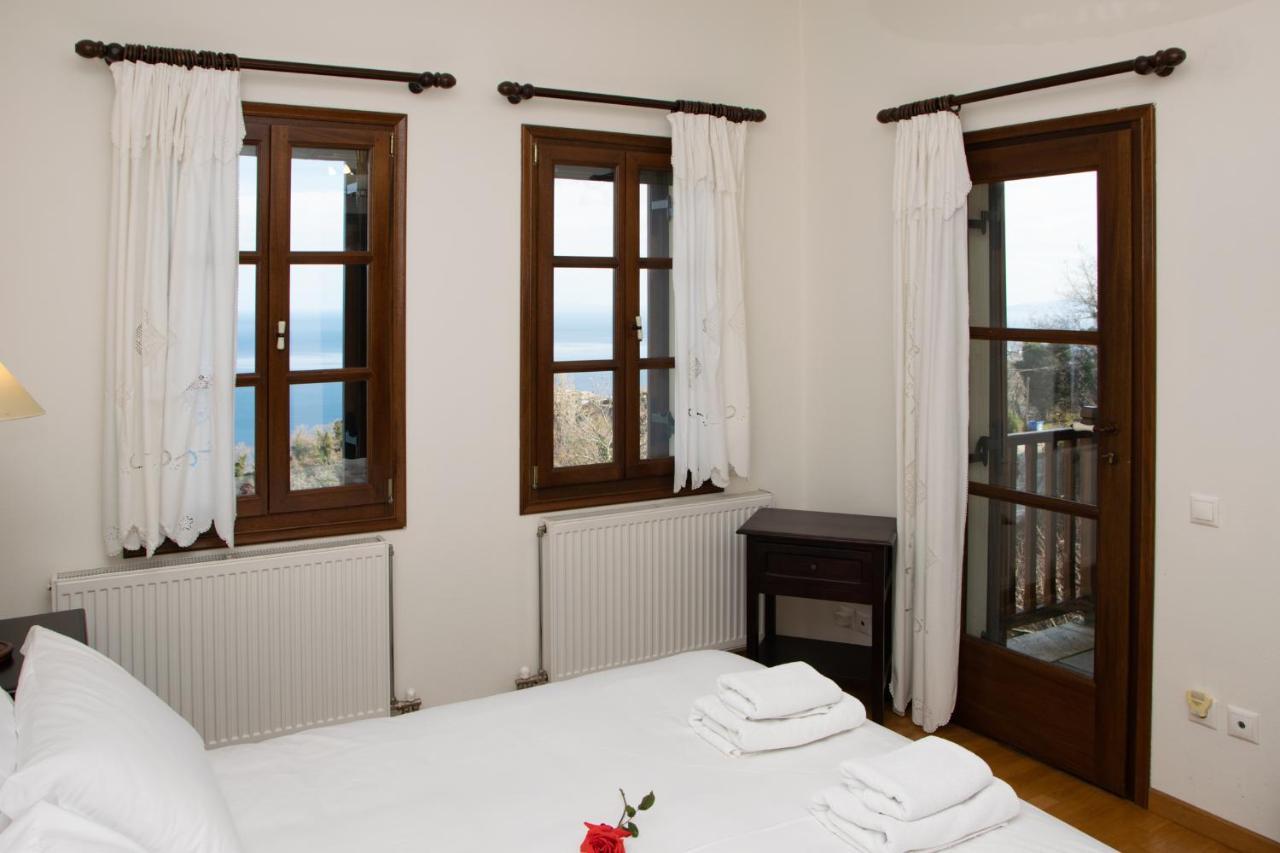 Θαλλώ Luxurious Villa Tsagarada Exterior photo